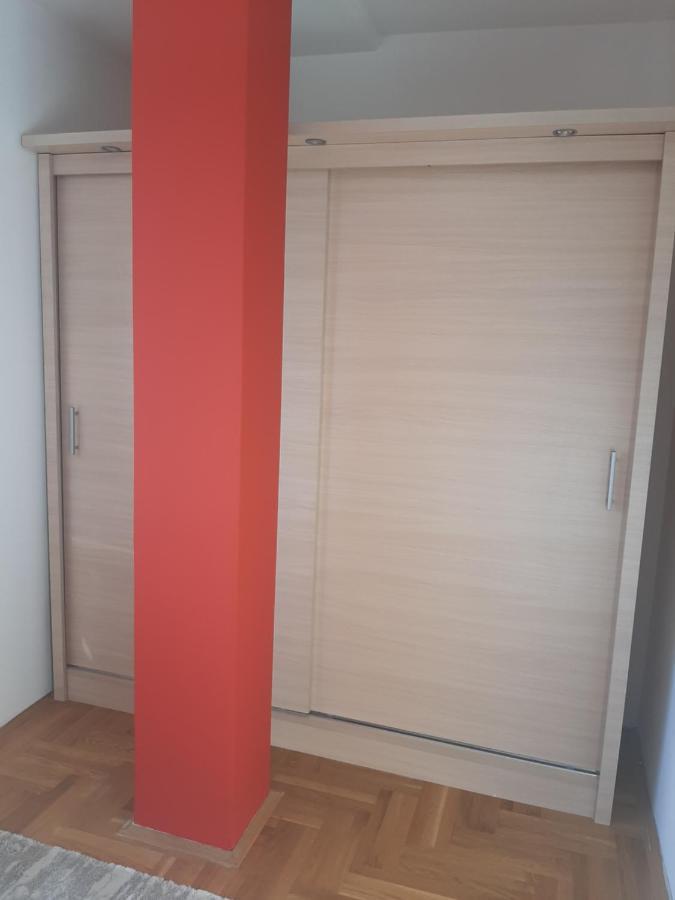 Belmir Apartment Mali Mokri Lug Luaran gambar