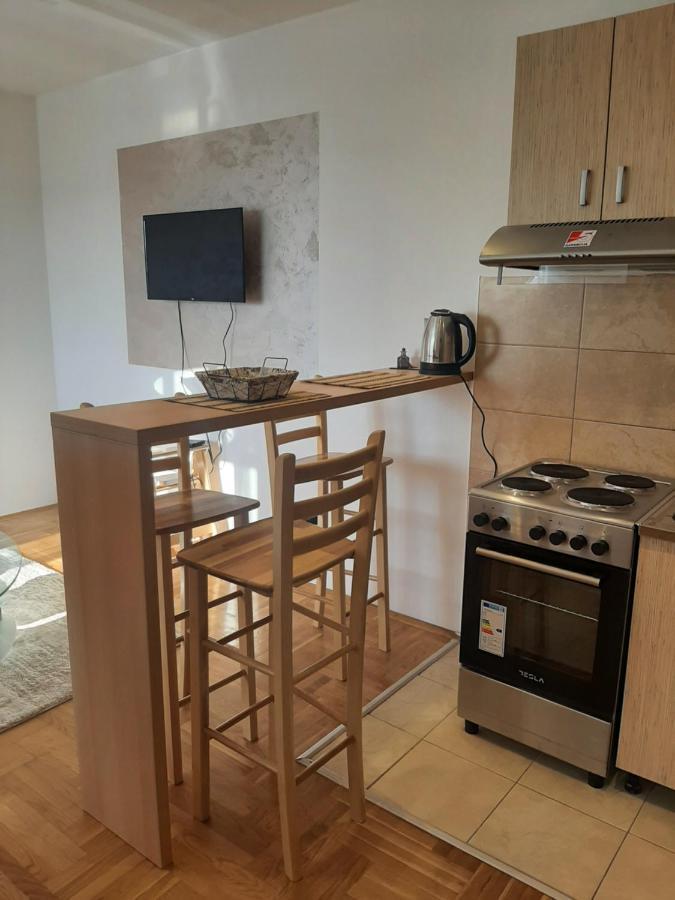 Belmir Apartment Mali Mokri Lug Luaran gambar