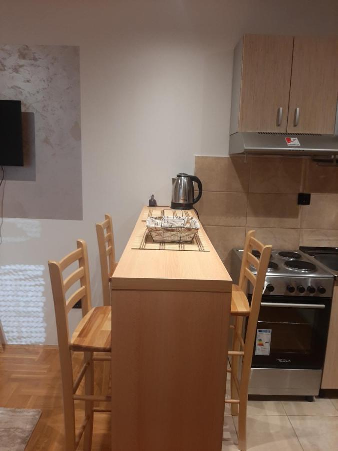 Belmir Apartment Mali Mokri Lug Luaran gambar